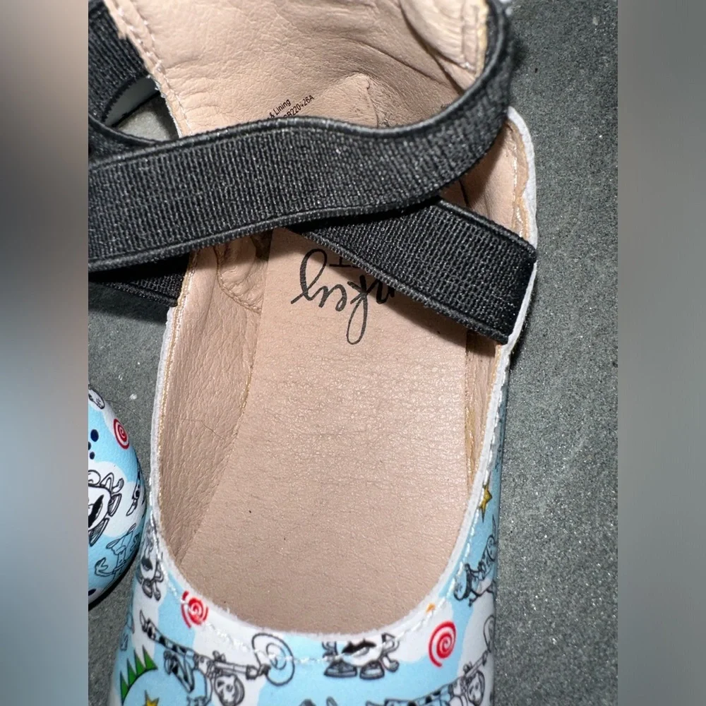 NWOT Monkey Feet Toy Story Kids Cartoon Print Shoes with Black Straps & Bows